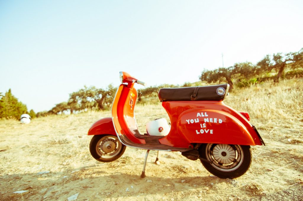 all-u-need-is-love-vespa